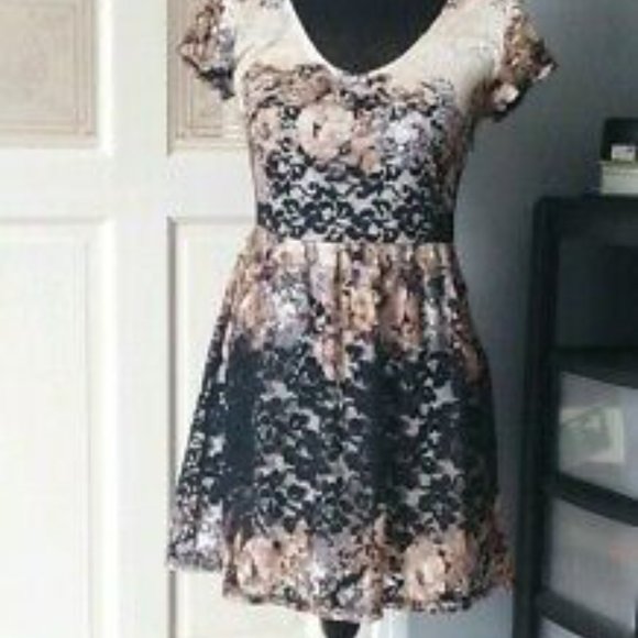 🏷️2/$15 Top Shop Floral Lace A-Line Dress - Picture 3 of 8